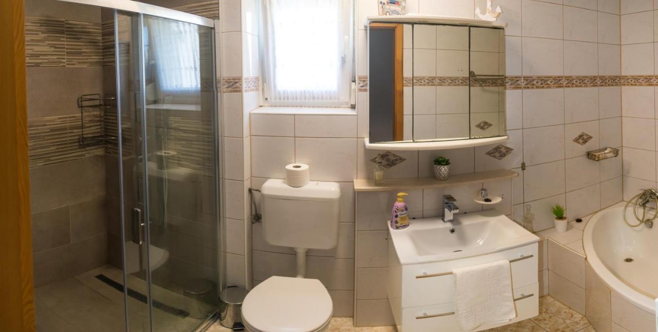 Oazis Apartman Keszthely Exterior photo